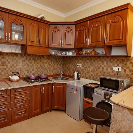 Apartment On Javakhishvili Batumi Kültér fotó