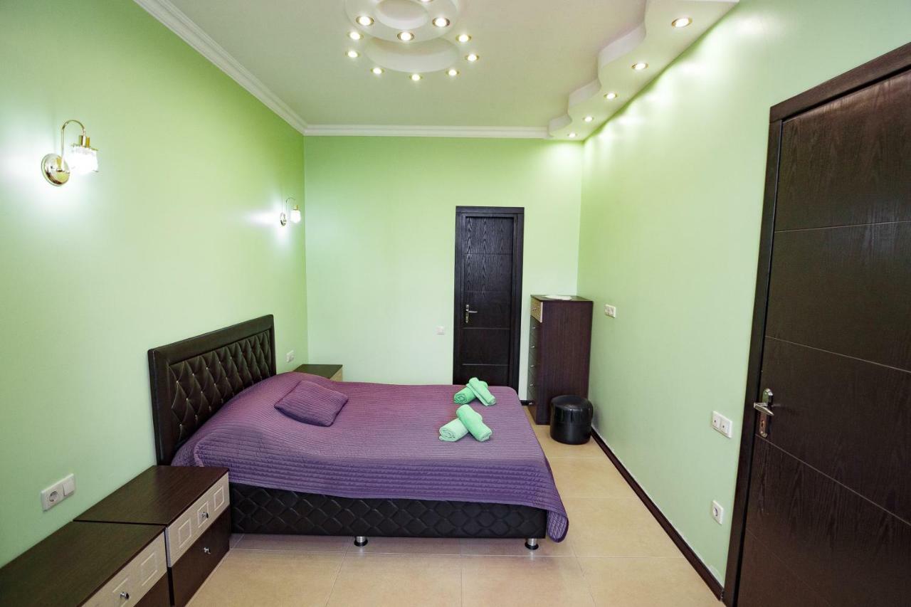 Apartment On Javakhishvili Batumi Kültér fotó