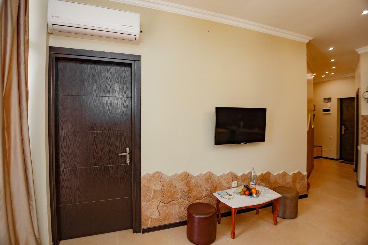 Apartment On Javakhishvili Batumi Kültér fotó