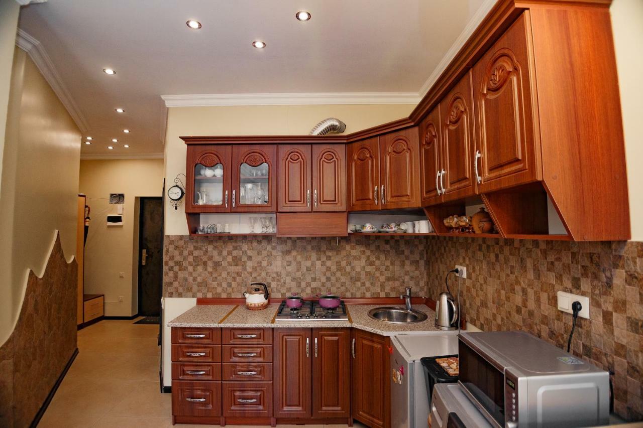 Apartment On Javakhishvili Batumi Kültér fotó